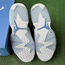 Load image into Gallery viewer, Jordan UNC 6s Size 9

