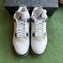 Load image into Gallery viewer, Jordan Midnight Navy 4s Size 12
