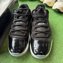 Load image into Gallery viewer, Jordan Space Jam 11 Lows Size 10.5
