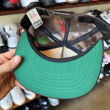 Load image into Gallery viewer, Vintage Cleveland Browns New Era Trucker Hat
