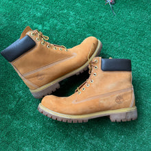 Load image into Gallery viewer, Timberland 6” Premium Waterproof Boots Size 11
