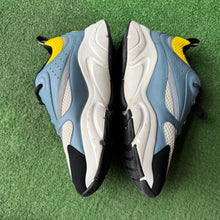 Load image into Gallery viewer, Dior B22s Size 42
