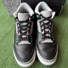 Load image into Gallery viewer, Jordan Green Glow 3s Size 9
