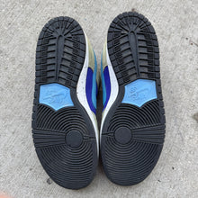Load image into Gallery viewer, Nike ACG Celadon SB Low Dunks Size 9
