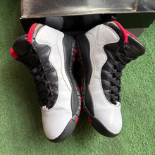 Load image into Gallery viewer, Jordan Shadow 10s Size 9.5
