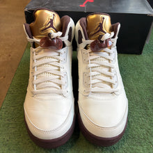 Load image into Gallery viewer, Jordan Golden Ticket 5s Size 10W/8.5M
