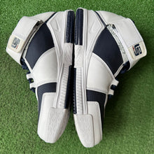 Load image into Gallery viewer, Nike LeBron Midnight Navy 2s Size 11.5

