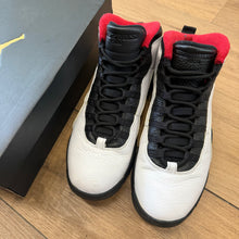 Load image into Gallery viewer, Jordan Double Nickel 10s Size 9
