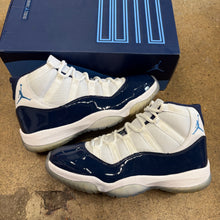 Load image into Gallery viewer, Jordan UNC Win Like 82s Size 8
