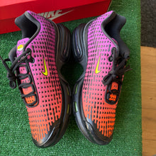 Load image into Gallery viewer, Nike Dusk Air Max Plus 7s Size 11.5
