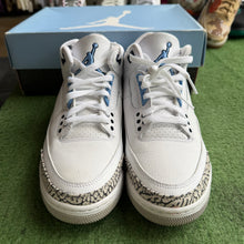 Load image into Gallery viewer, Jordan UNC 3s Size 8.5
