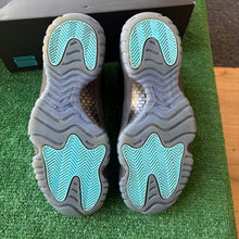Load image into Gallery viewer, Jordan Gamma 11s Size 8.5
