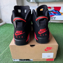 Load image into Gallery viewer, Jordan Infrared Salesman Sample 6s Size 10.5
