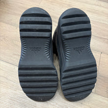 Load image into Gallery viewer, Adidas Yeezy Oil Desert Boots Size 9.5
