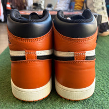 Load image into Gallery viewer, Jordan Shattered Backboard 1s Size 9.5
