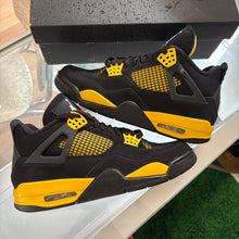 Load image into Gallery viewer, Jordan Thunder 4s Size 8.5
