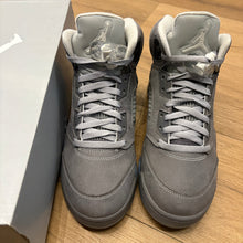 Load image into Gallery viewer, Jordan Wolf Grey 5s Size 8.5
