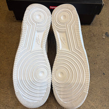 Load image into Gallery viewer, Nike Supreme Air Force 1s Size 11
