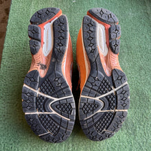 Load image into Gallery viewer, New Balance 2002Rs Size 12
