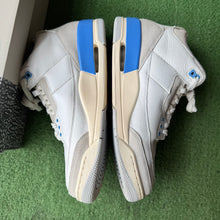 Load image into Gallery viewer, Jordan Lucky Shorts 3s Size 10.5
