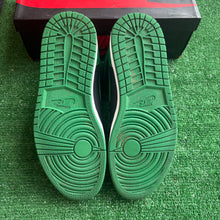 Load image into Gallery viewer, Jordan Pine Green 1s Size 10.5
