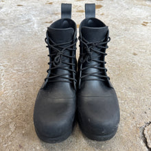Load image into Gallery viewer, Bottega Veneta Boots Size 45
