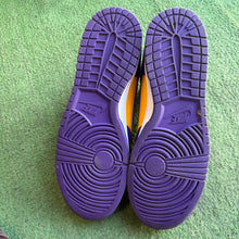 Load image into Gallery viewer, Nike Laker High Dunks Size 13
