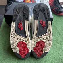 Load image into Gallery viewer, Jordan Flight Club 4s Size 11
