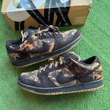 Load image into Gallery viewer, Nike Pushead 2 SB Dunks Size 10.5
