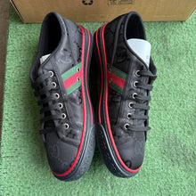 Load image into Gallery viewer, Gucci Tennis Lows Tops Size UK8
