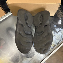Load image into Gallery viewer, Yeezy Onyx Foam Runners Size 6
