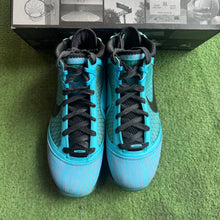 Load image into Gallery viewer, Nike LeBron All Star 7s Size 9
