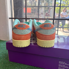 Load image into Gallery viewer, Nike SB Orange Emerald Rise Low Dunks Size 11
