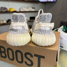 Load image into Gallery viewer, Yeezy Static V2 350s Size 6
