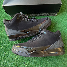 Load image into Gallery viewer, Jordan Black Cat 3s Size 10.5
