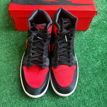 Load image into Gallery viewer, Jordan Satin Bred 1s Size 12W/10.5M
