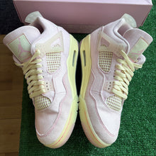 Load image into Gallery viewer, Jordan Iced Carmine 4s Size 12.5W/11M
