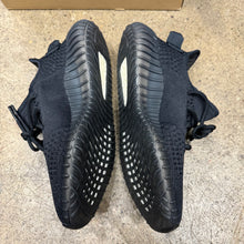 Load image into Gallery viewer, Yeezy Onyx 350 V2s Size 8
