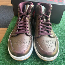 Load image into Gallery viewer, Jordan Deep Burgundy Mid Nouveau 1s Size 9

