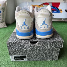 Load image into Gallery viewer, Jordan Lucky Shorts 3s Size 10.5
