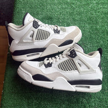 Load image into Gallery viewer, Jordan Military Black 4s Size 6.5Y
