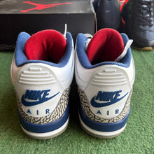 Load image into Gallery viewer, Jordan True Blue 3s Size 13
