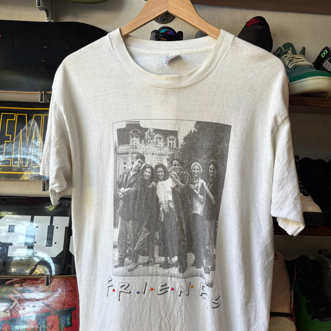 Vintage Friends Tee Size L