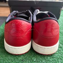 Load image into Gallery viewer, Jordan Banned Low 1s Size 13

