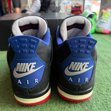 Load image into Gallery viewer, Jordan Rare Air 4s Size 11.5
