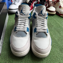 Load image into Gallery viewer, Jordan Military 4s Size 12.5

