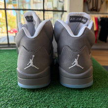 Load image into Gallery viewer, Jordan Wolf Grey 5s Size 8

