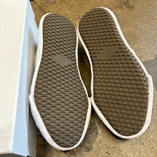 Load image into Gallery viewer, Mihara Peterson Canvas Lows Size 42
