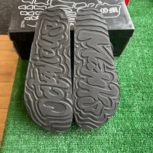 Load image into Gallery viewer, Octavious Marks Clogs Size 7/8
