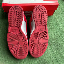 Load image into Gallery viewer, Nike UNLV Low Dunks Size 9
